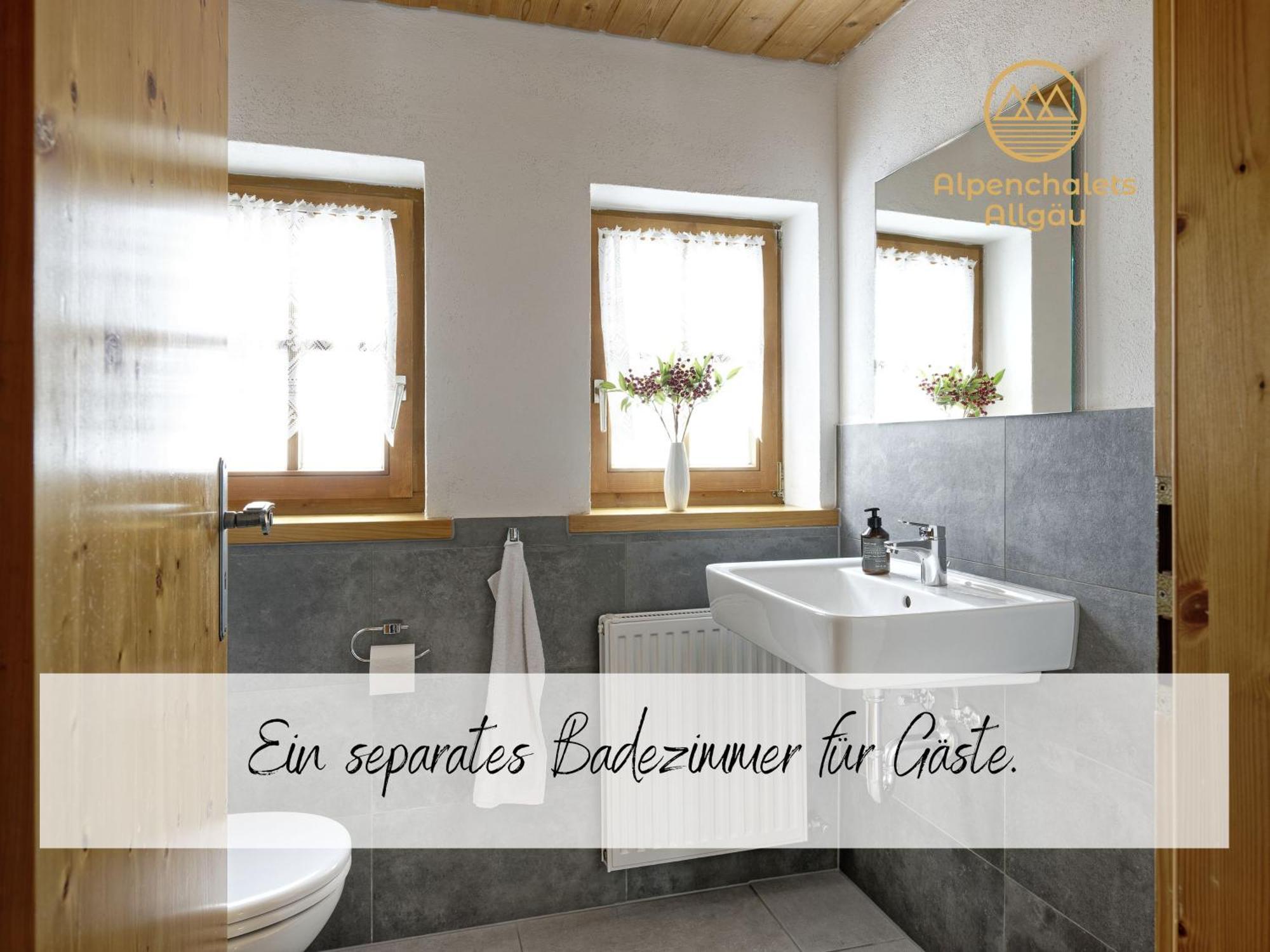 Gemuetliches Ferienhaus Mit Garten Kamin, Eine Separate Ferienwohnung, Neu Renoviert, Ideal Fuer Familien Und Gruppen ايمنستادت ام الغو المظهر الخارجي الصورة
