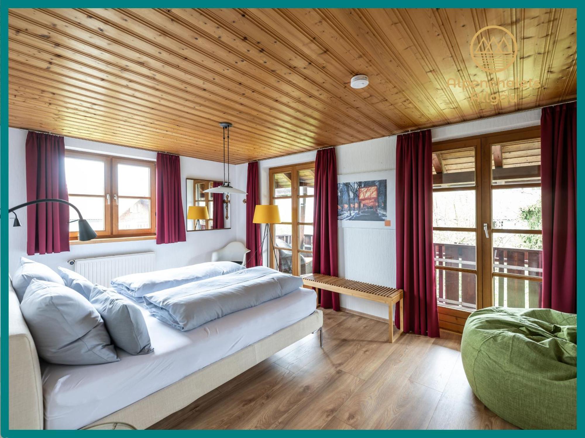 Gemuetliches Ferienhaus Mit Garten Kamin, Eine Separate Ferienwohnung, Neu Renoviert, Ideal Fuer Familien Und Gruppen ايمنستادت ام الغو المظهر الخارجي الصورة